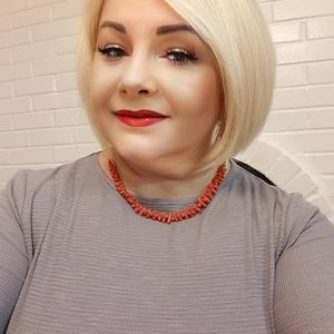 Meet your Posher, Valentina jasmine